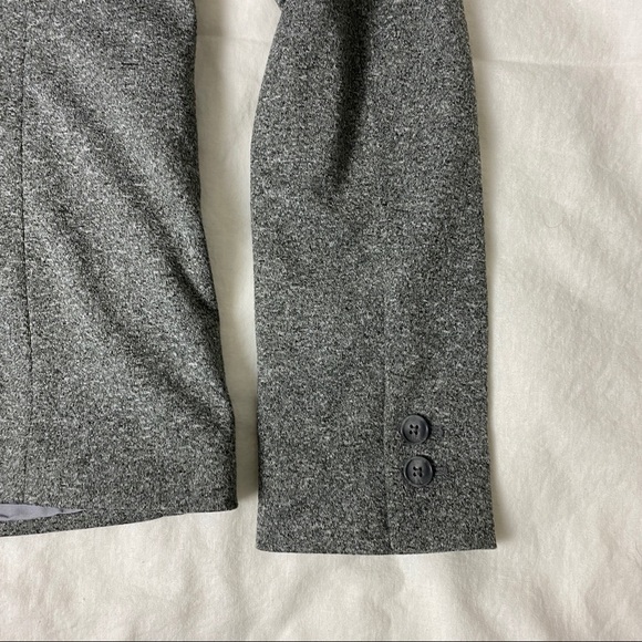 Loft Grey Modern Fitted Blazer l Size Medium - Picture 3 of 15